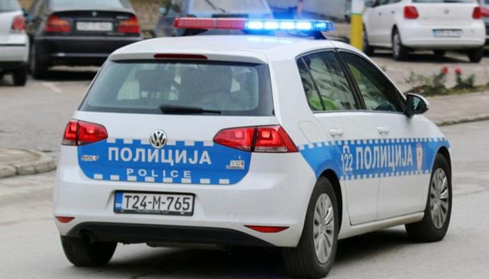 U nesreći kod Bosanskog Šamca poginuo 15-godišnjak, vozilom upravljao maloljetnik