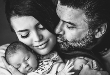 Ella Dvornik podijelila porodičnu fotografiju s drugom kćerkicom i razniježila Instagram