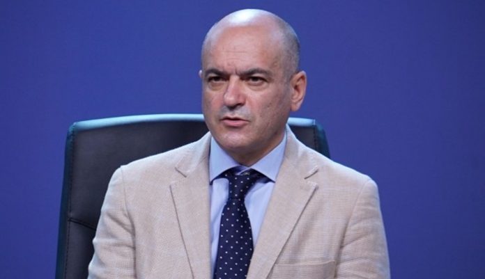 cerkez_fena