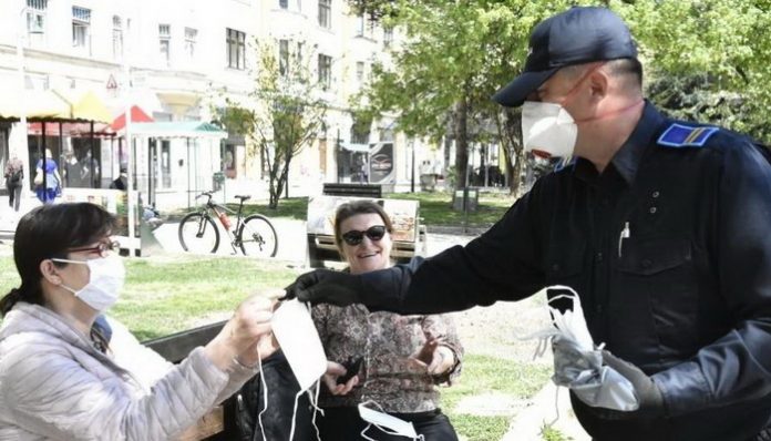 policija maske
