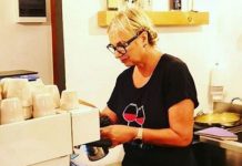 Udovica Dine Dvornika zaposlila se u baru: Dođem kući oko ponoći i zaspem