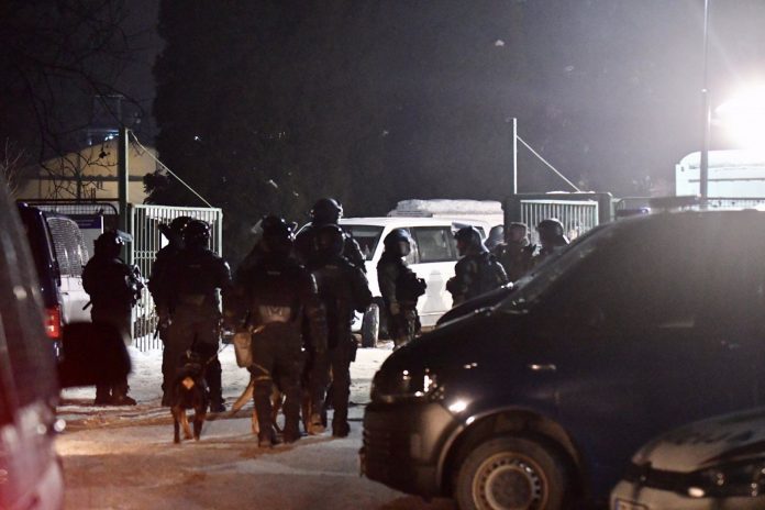 blazuj policija