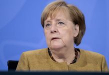 Novi detalji iz memoara: Zašto Trump nije htio da se rukuje s Merkel