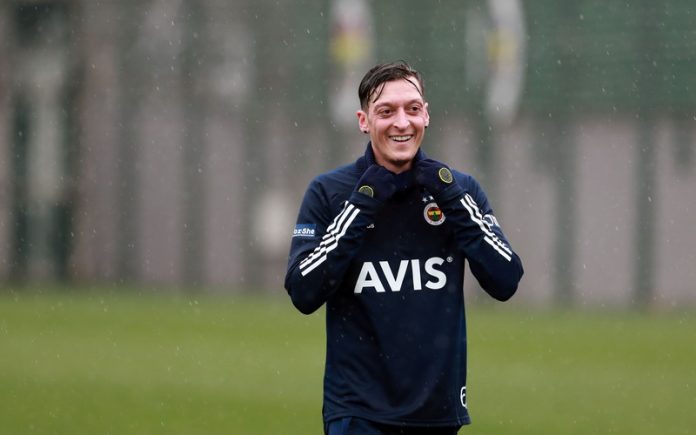 ozil fenerr