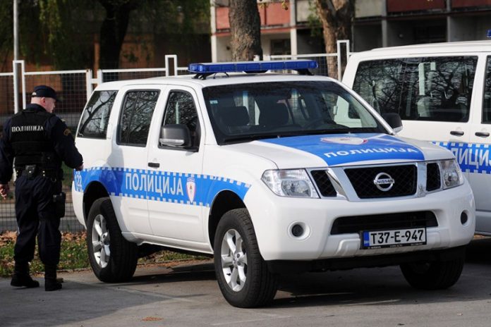 policija