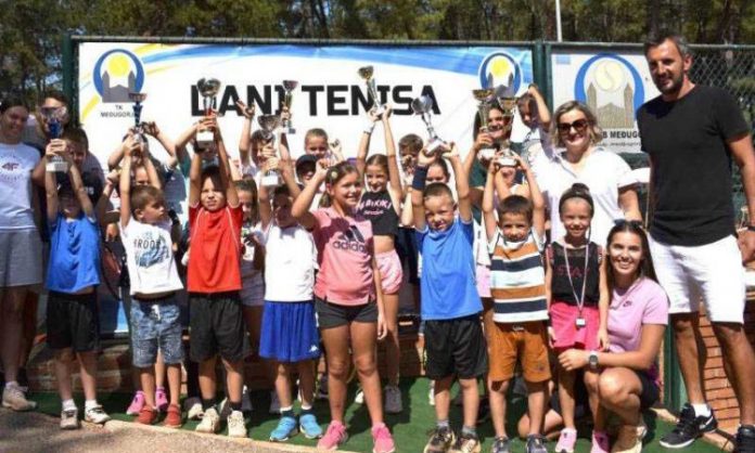 tenis222