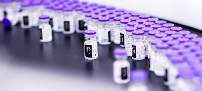 Manufacturing-COVID19-Vaccine-01_1000x450