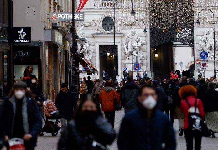 Outbreak of the coronavirus disease (COVID-19) in Vienna