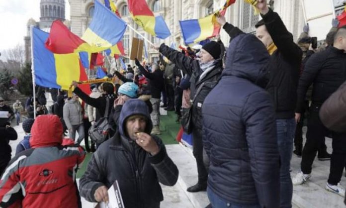 rumunija_protest_parlament_covid