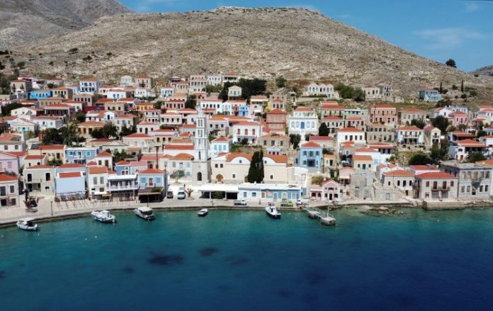 grcka-_HEALTH-CORONAVIRUS-GREECE-TOURISM-HALKI-750x473-1