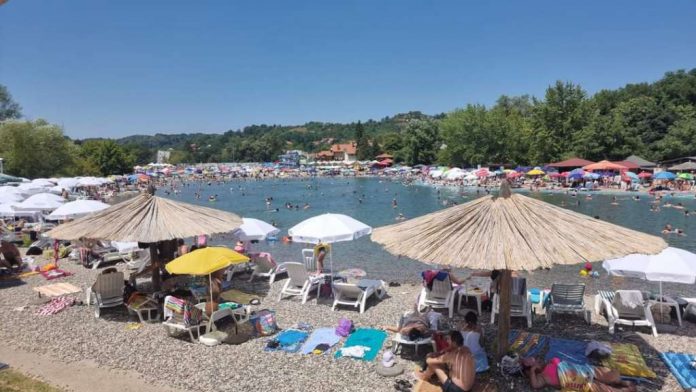 l_6adcbf26580b011caaf591f40b8546a8