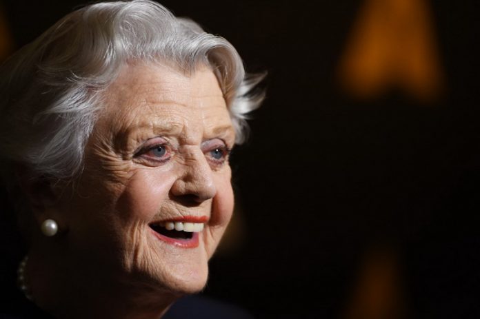 FILES-US-BRITAIN-ENTERTAINMENT-LANSBURY-DEATH