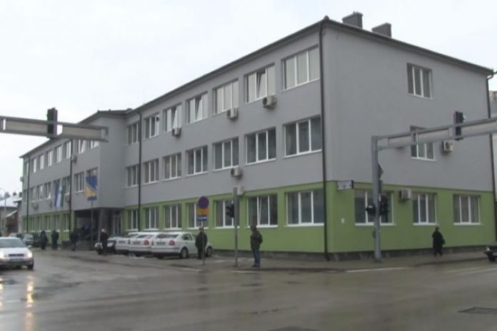 6040b882bab0f9.77191286_5a2583f9ab5038.94841296_mup-usk-750x500