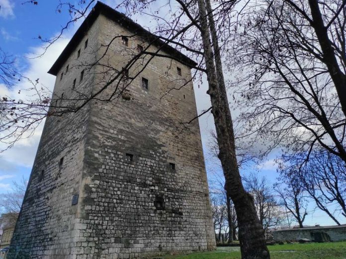 kapetanova kula bihac_3