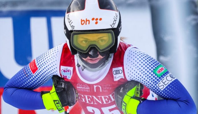 Alpine Skiing: Lake Louise Audi FIS Ski World Cup - Downhill - Women
