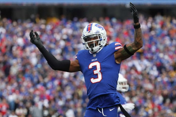 Pittsburgh Steelers v Buffalo Bills