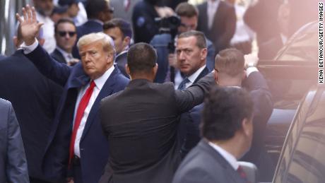 230404133635-07-trump-arraignment-0404-large-tease