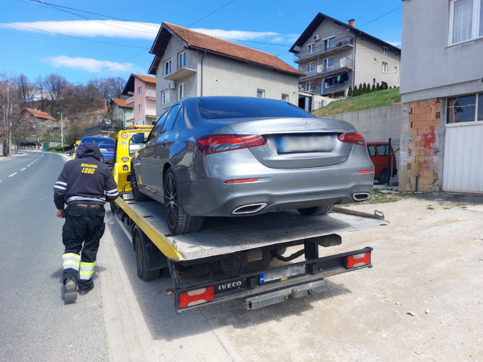 img-35f33ef710fd043341ff92c0fcff1b61-v