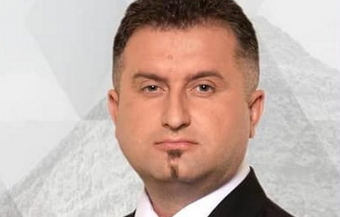 hujdur