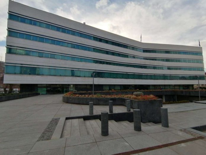 l_5998df89ecc948d56cd390e47eafa649