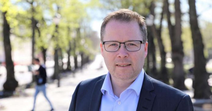 ministar odbrane norveške