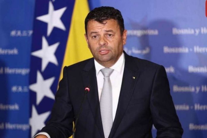 hurtić