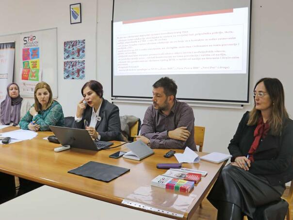 samo-jedna-sigurna-kuca-na-podrucju-hercegovine-l-bc6be5b8943062de1ff8ac6d3b8c27ef_6568934c8b1e5