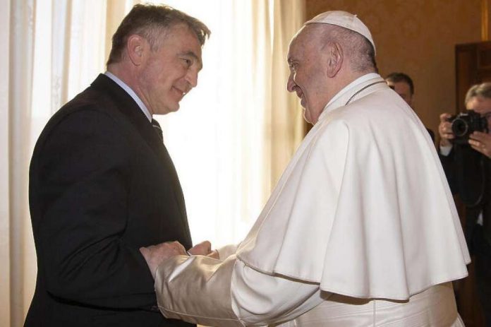 komsic papa