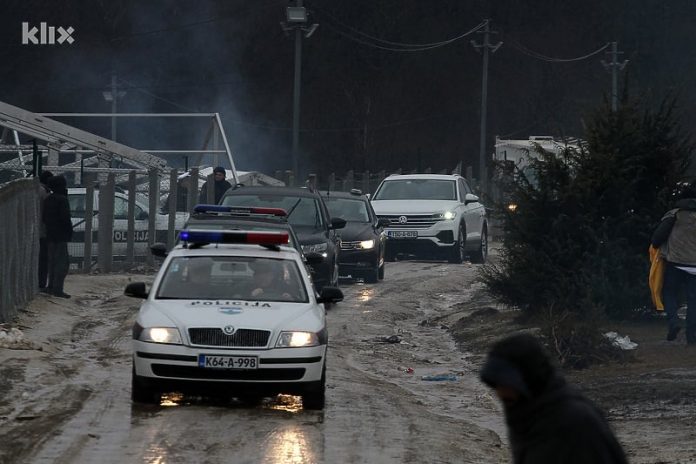 racija migrantski centar bihać