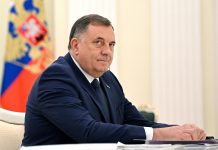 Dodik: Traži se način da muškarci iz RS služe vojni rok u Srbiji