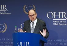 Izbori u RS-u pod nadzorom: Schmidt će obići biračko mjesto u Bijeljini