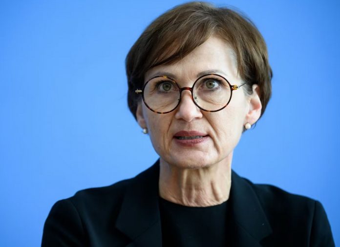 bettina stark