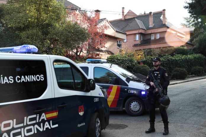 Bloody package arrives at the Ukrainian embassy, in Madrid