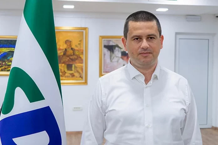 adil suta