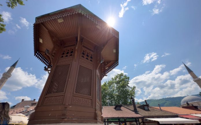 BiH: Napokon lijepo vrijeme izmamilo brojne građane na ulice Sarajeva