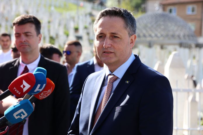 kovaci 6april FENA_8