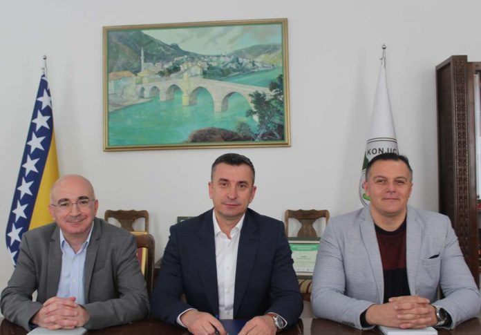 l_6aca51f076921ff69668d51dc420738e