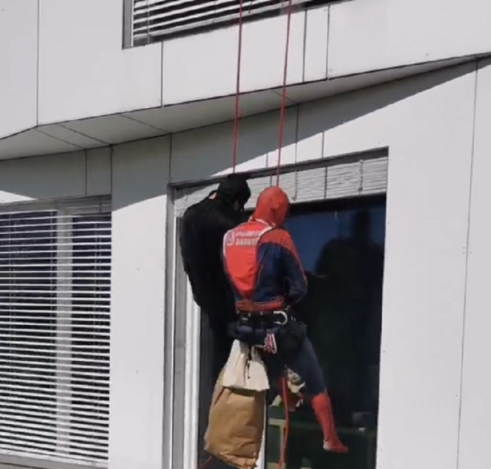 roditeljska kuća batman i spiderman