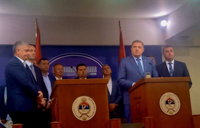 dodik fena