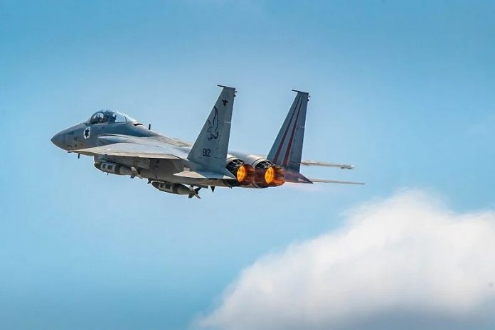Izrael vojni avion