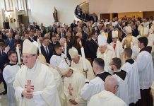 Broj katolika u BiH nastavlja se smanjivati, sada ih je oko 330 hiljada