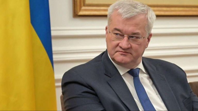 Stigla prva reakcija Ukrajine na Putinovu najavu primirja: “Zašto čekati do 8. maja?”