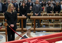 Šok na sprovodu pape Franje: Giorgia Meloni prekršila strogi vatikanski protokol
