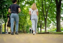 Hodanje najmanje 3 hiljade koraka dnevno može usporiti napredovanje Alzheimerove bolesti