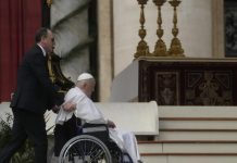 Vatikan slavi uskrsnu misu: Ne zna se hoće li Papa dati Urbi et Orbi