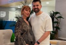 Amel Ćurić i supruga Jelena dobili kćerku: “Rođena je Naja, sreća najvećeg sjaja”