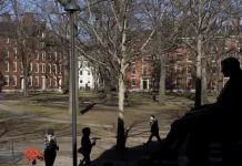 Harvard tuži Trumpovu administraciju zbog blokade upisa stranih studenata