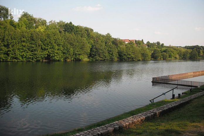 jezero Hazna
