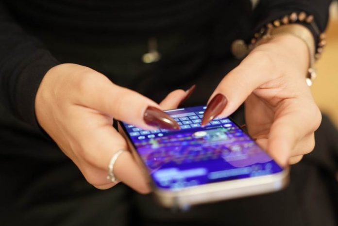 telefon mobitel