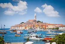 I Britanci se raspisali o cijenama na Jadranu: Čokoladica uz more i do 8 eura, pelene skuplje od 25